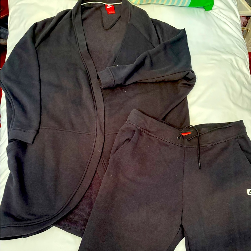 Nike track suit